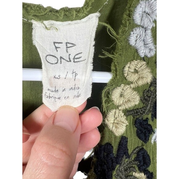 Free People Boho Gauze Green‎ Mini Dress Beach Coverup Embroidered Pleated Sz XS - Picture 6 of 10
